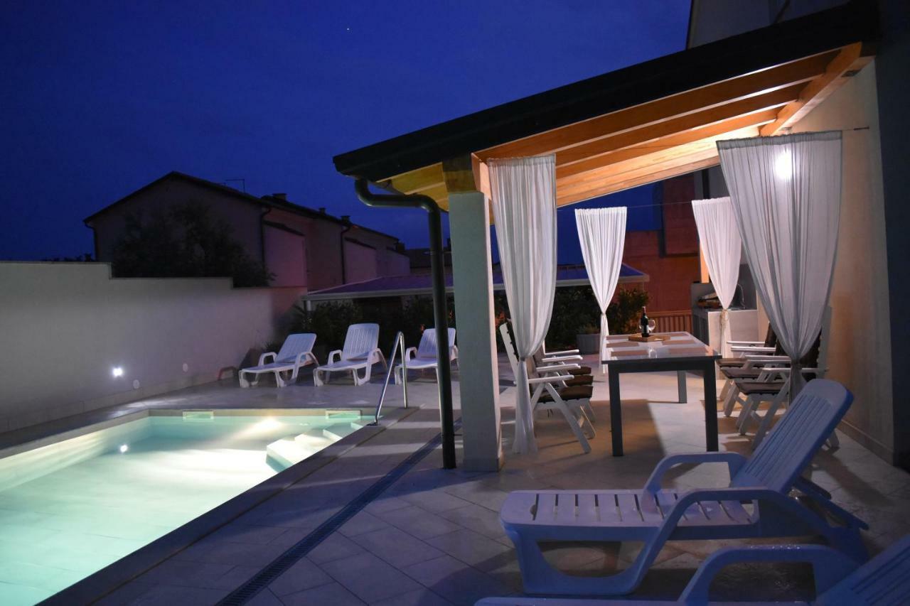 Villa Silver Novigrad With Private Pool Exterior foto